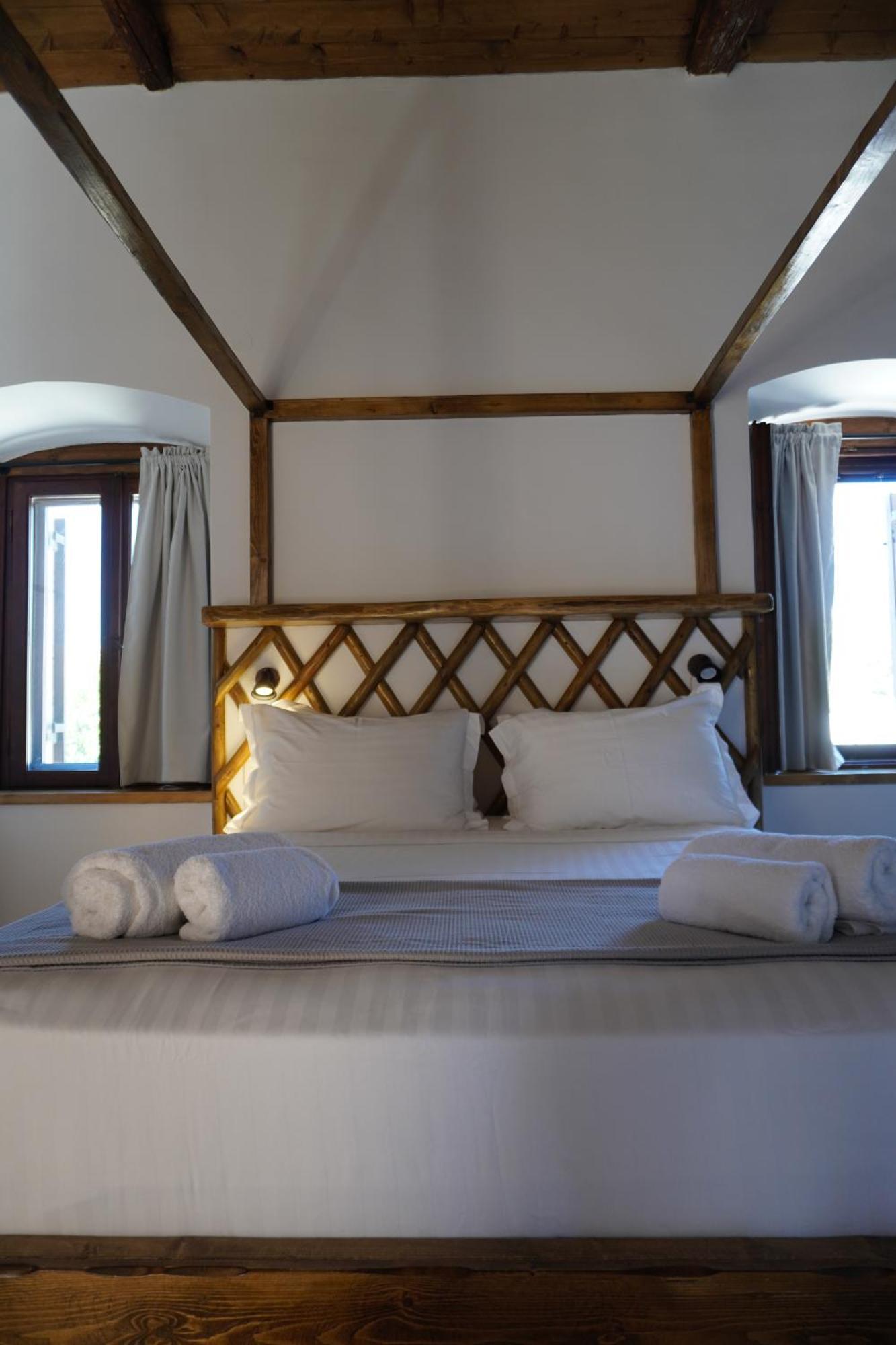 Elia Luxury Rooms Areopoli Exterior foto